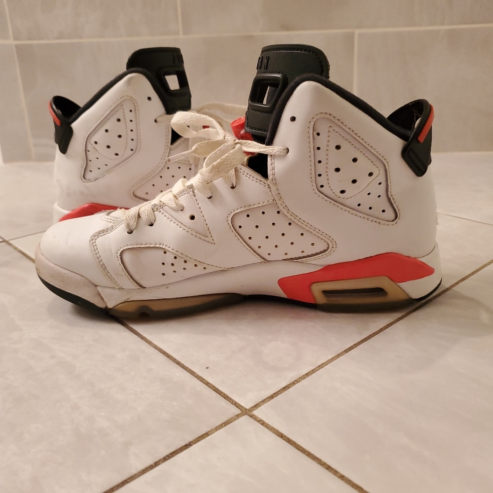 Jordan 6 Retro Infared White - Picture 5 of 6